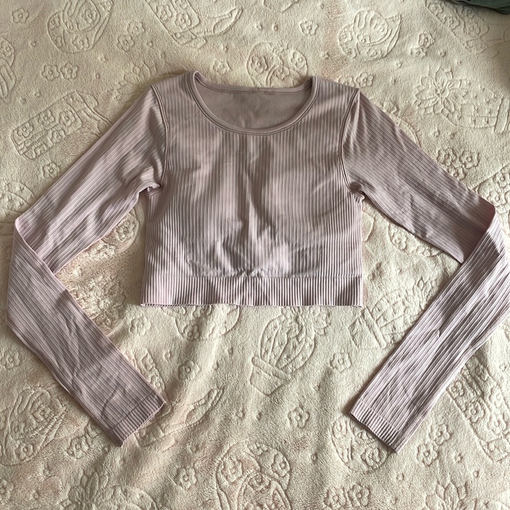 Lululemon Pink Ebb to Street Cropped Long Sleeve Size 4